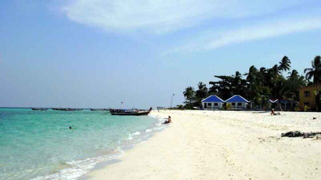 タイ　リペ島のビーチ